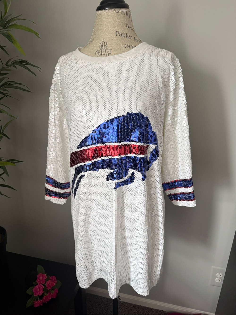 Buffalo Bills shirt size large women short sleeve Rhinestone bling sequins new